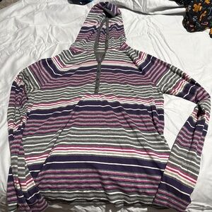 NEW! Girls light weight long sleeve shirt. Size M non smoking home!